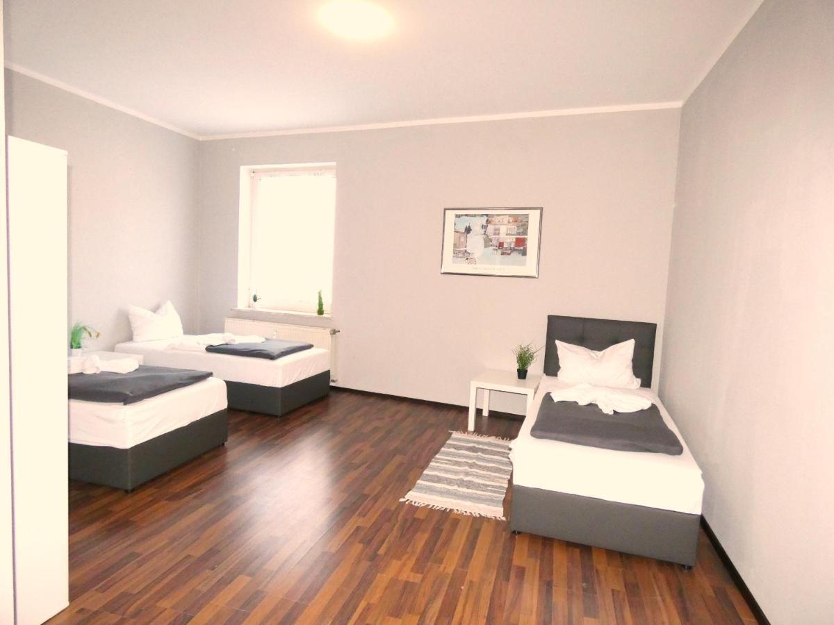 Sunnyhome Monteurwohnungen Und Apartments In Schwandorf Exteriör bild