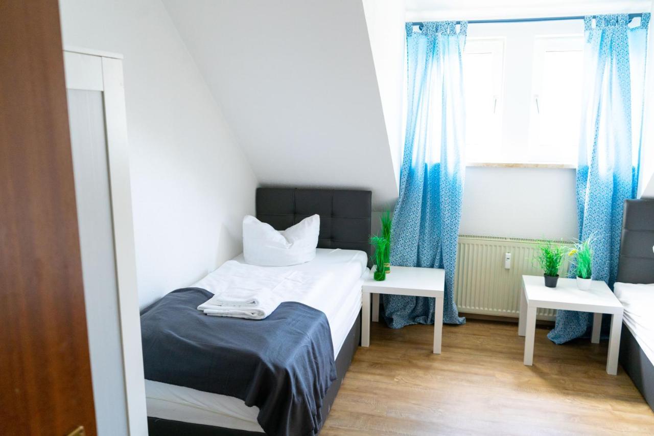 Sunnyhome Monteurwohnungen Und Apartments In Schwandorf Exteriör bild